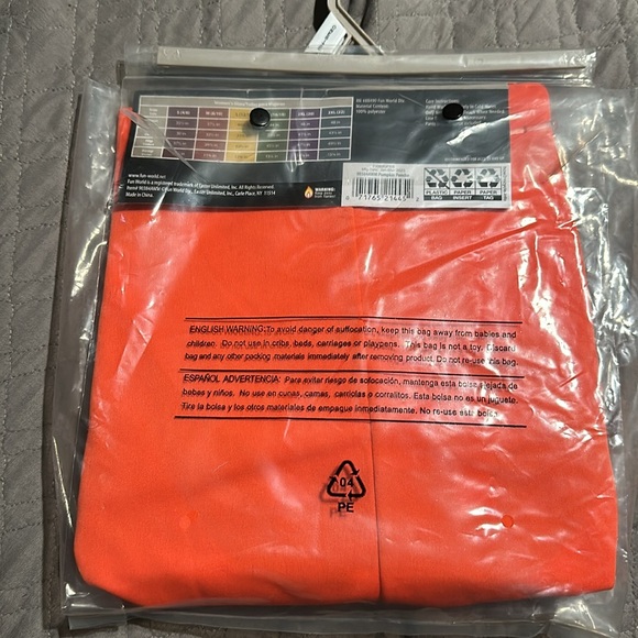 WOMEN’S PUMPKIN PONCHO COSTUME - WOMEN PUMPKIN COSTUME - Picture 3 of 4